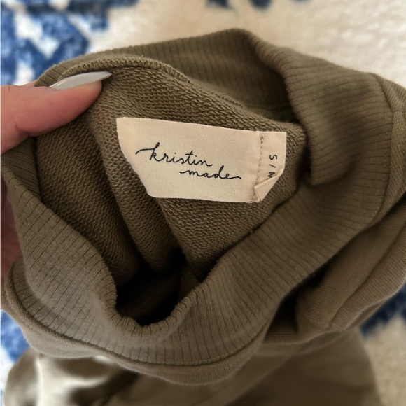 Kristen made happiness is here crew neck - Picture 6 of 6